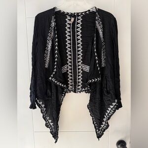 Entro Black and White Patterned Cardigan